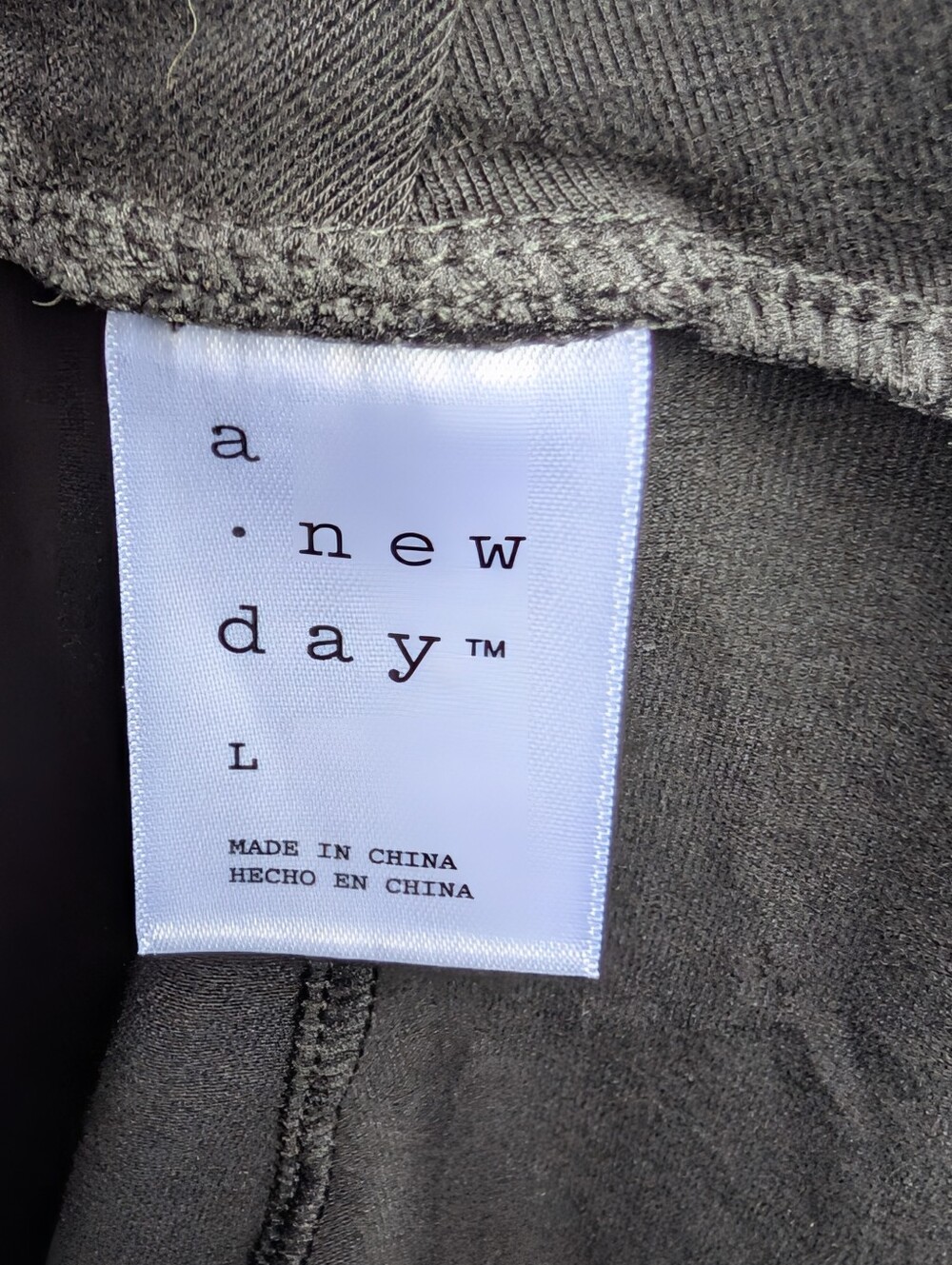 A New Day Crop Leggings Black Cotton Sz L (M) - Picture 2 of 4